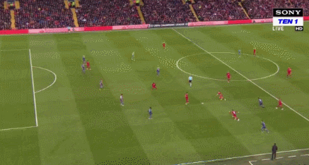 记者：阿森纳已告知水晶宫他们无意激活埃泽的解约金条款