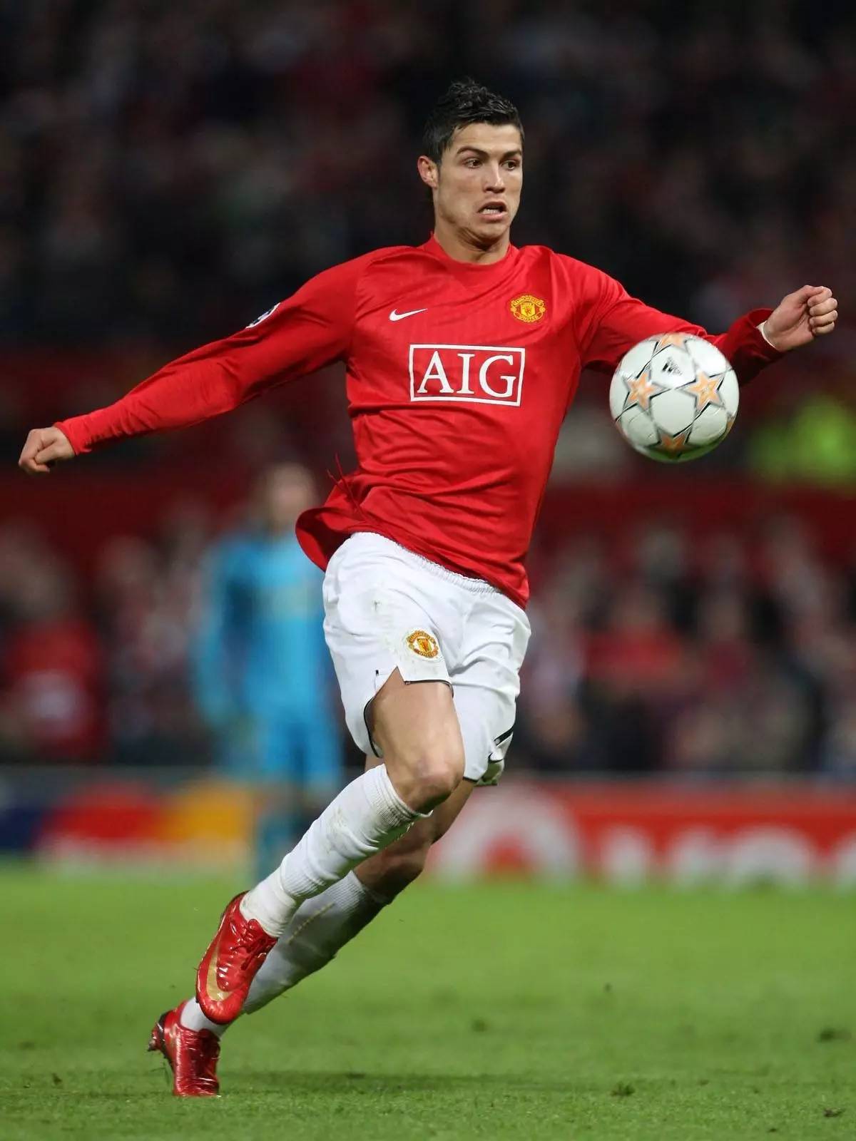 布斯克茨与阿尔巴现身迈阿密网球表演赛，为同胞阿卡助阵